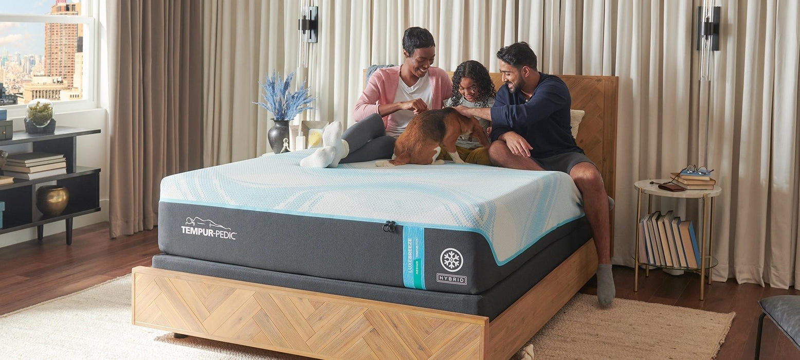 Tempur-Pedic LuxeBreeze Medium Hybrid Mattress