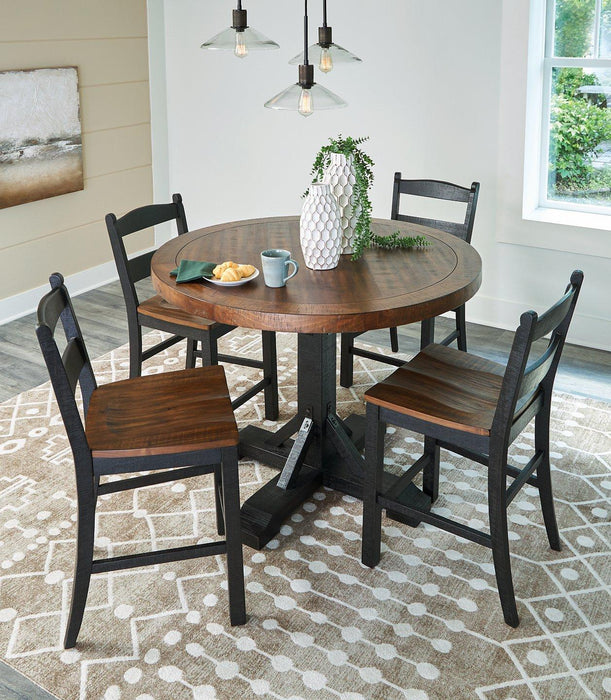 Valebeck Dining Room Set