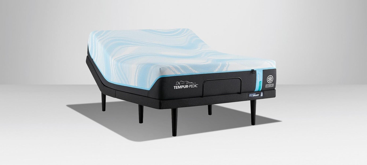 Tempur-Pedic LuxeBreeze Medium Hybrid Mattress
